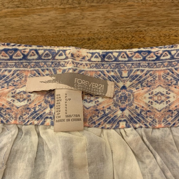 3/$30🌿 Print Skirt w/ Zipper - Forever 21 - S - Picture 5 of 5